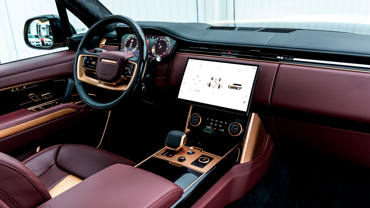 Фото Непринужденное изящество land rover Range Rover